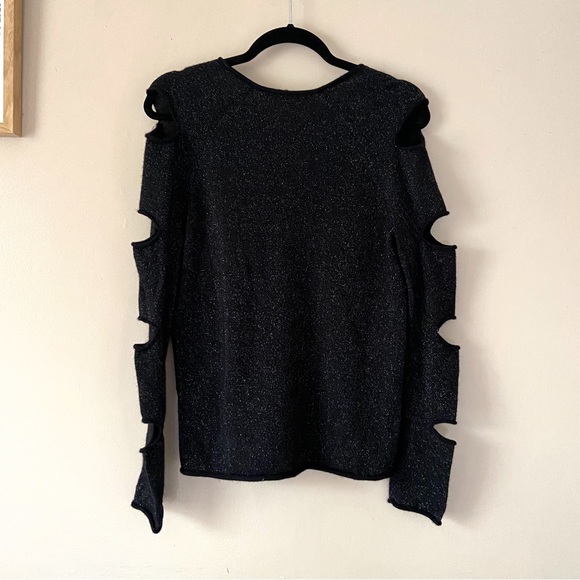 Skull Cashmere• Tyrone Cutout Slit Sleeve Sweater in Black silver - Picture 12 of 13